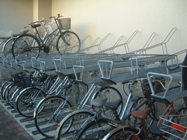 FRマンション駐輪場